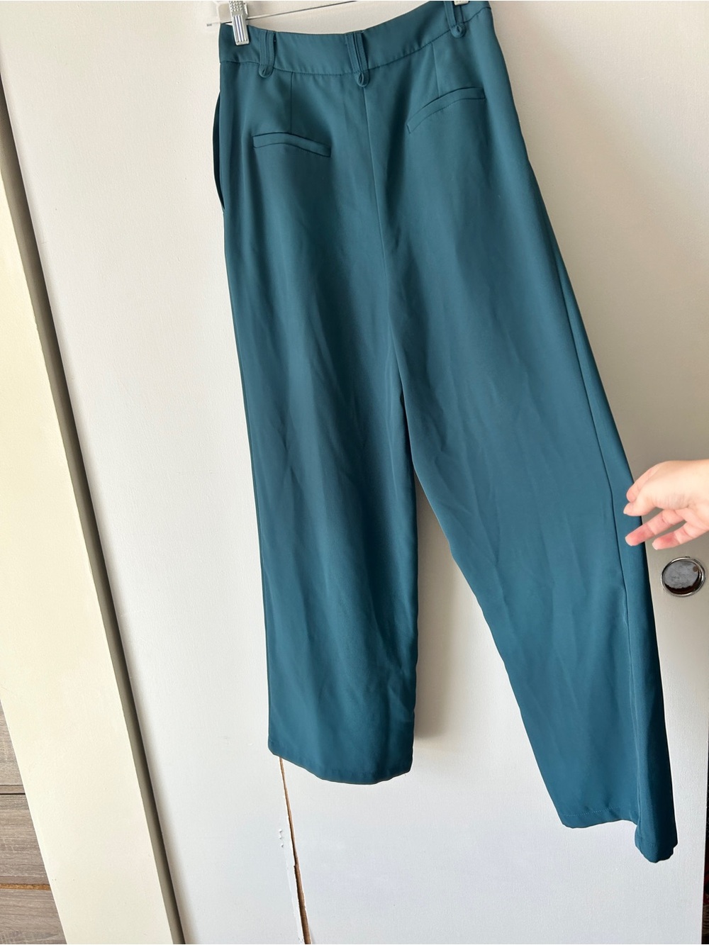 High-Waist Wide-Leg Trousers in Teal - Picture 9 of 11